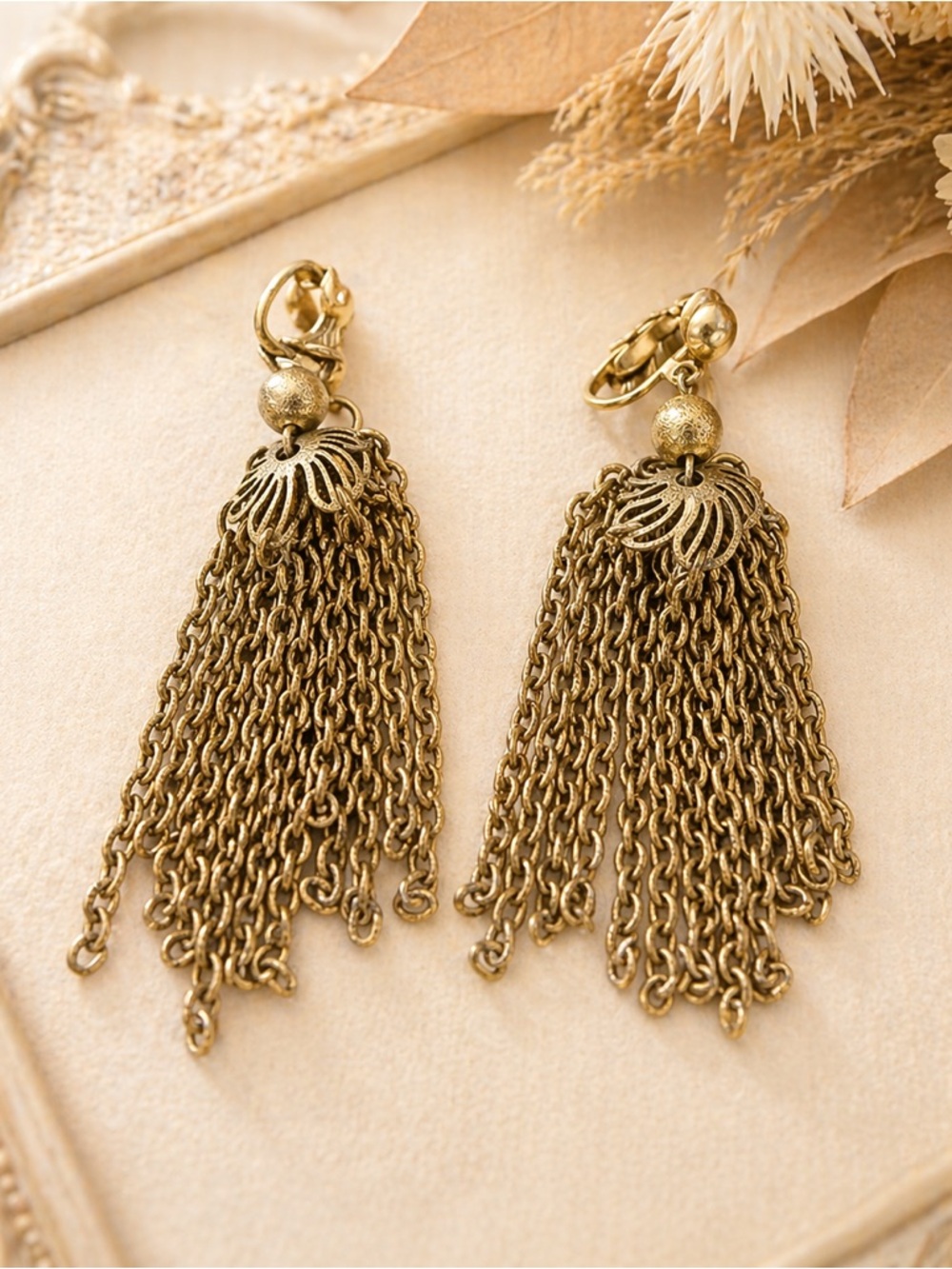 Vintage Gold Tone Chandelier Chain Flower Tassel Clip on Earrings